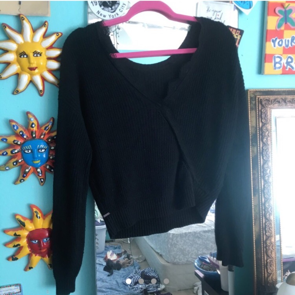 Hollister Black Pullover Sweater.